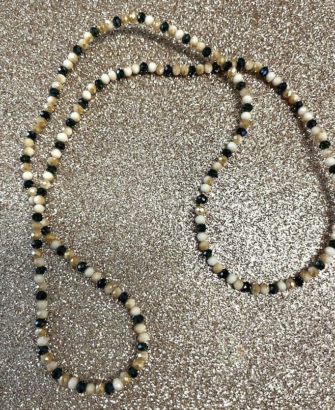 COLLIER BEIGE ET NOIR