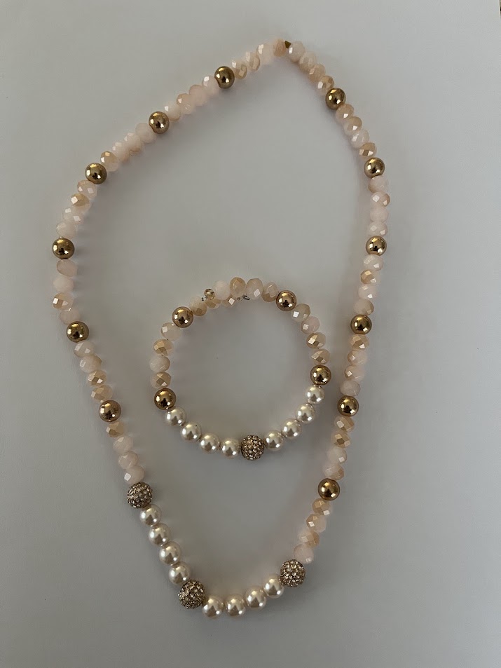 COLLIER FEMME BLANC ET DORÉ