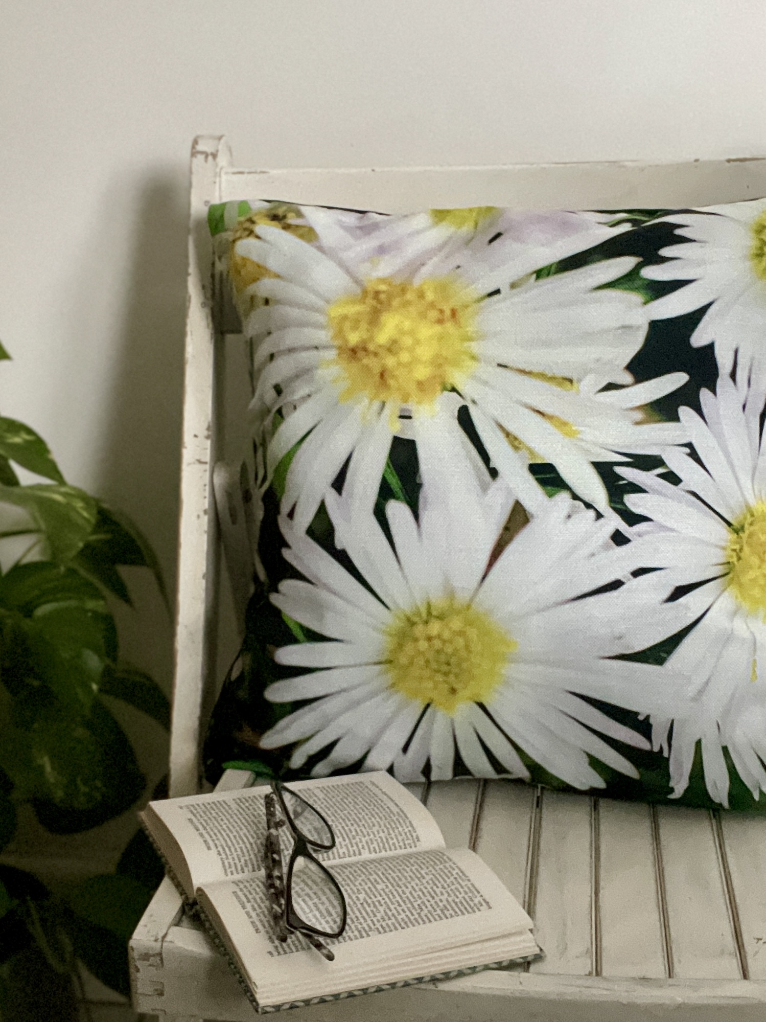 HANDMADE 17x17 Green Velvet Backed Daisies Linen Look Floral Cushion Cover