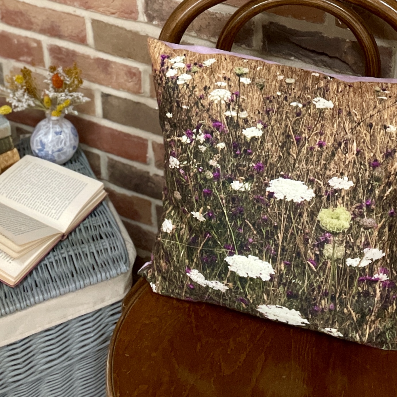 HANDMADE 17x17 Wild Flower Linen Look Floral Cushion Cover with Pink Faux Suede Back