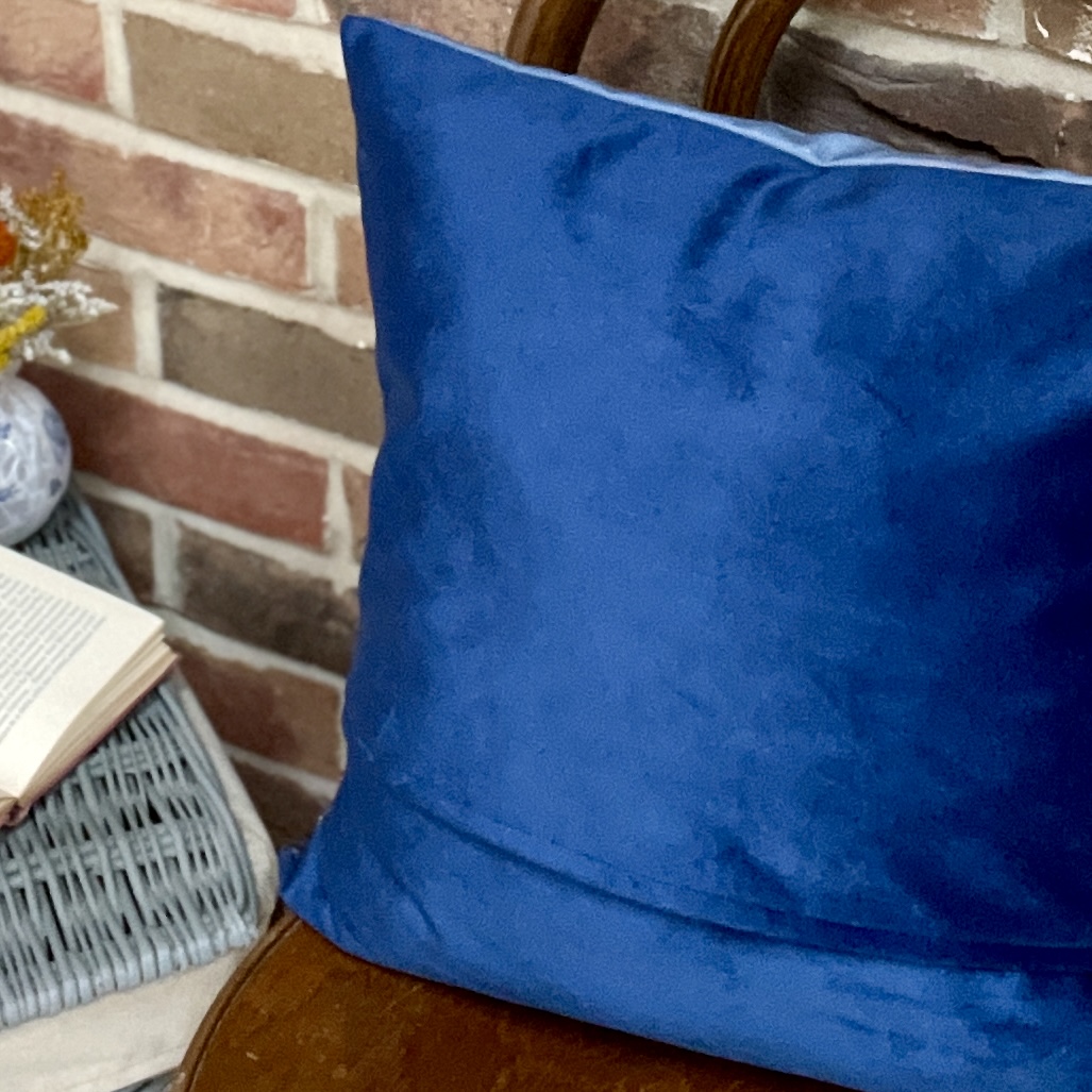 HANDMADE 17x17 Cloudy Orange Sunset Linen Look Cushion Cover with Navy Velvet Back