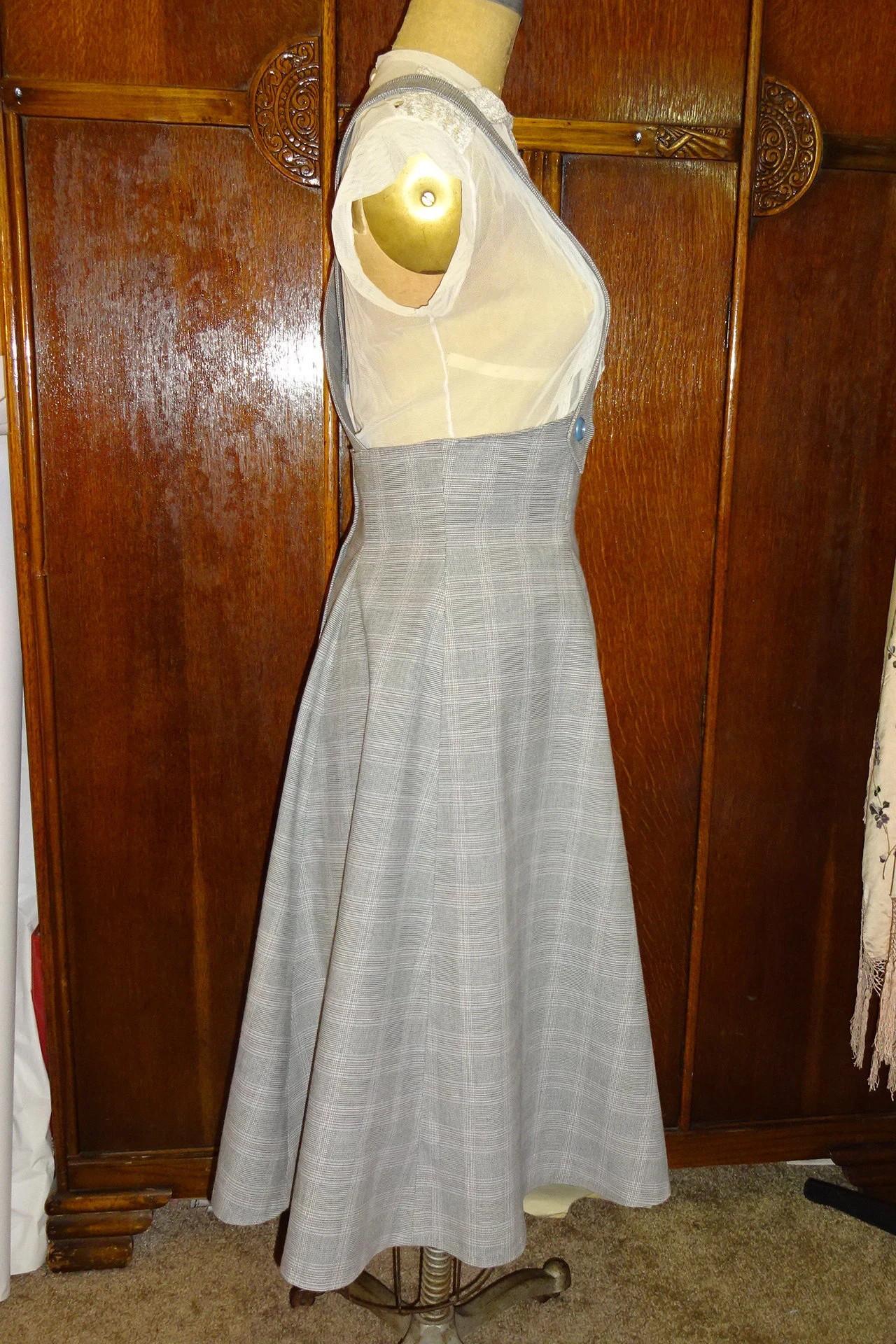 1950s Style High Waist Circle Skirt With Optional Puffed Sleeve Blouse Custom Made in Your Size From a Vintage Pattern 1952