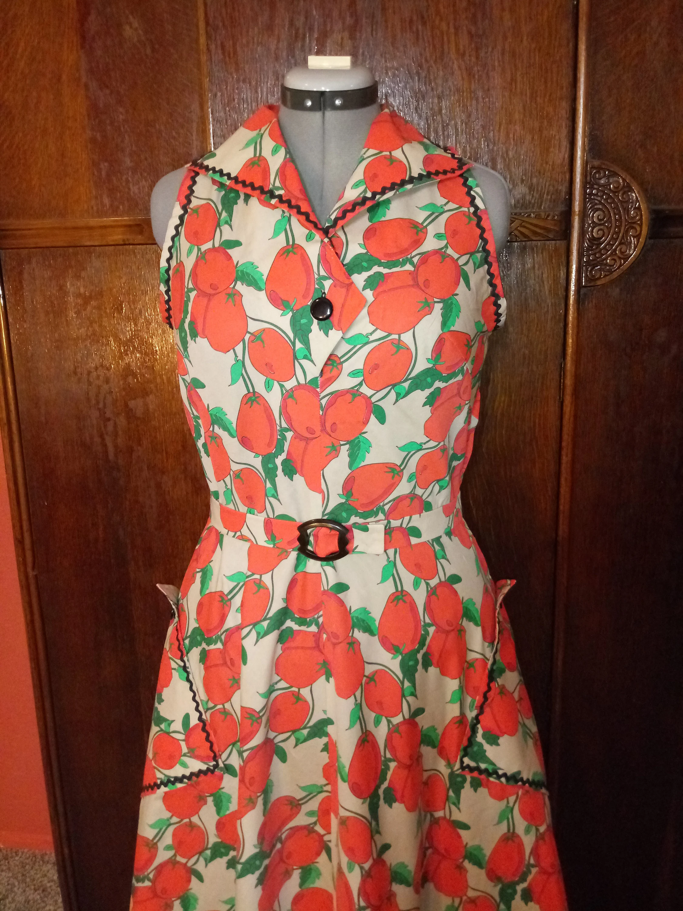 1950s Style Sleeveless Full Skirt Dress with HUGE Patch Pockets Custom Made in Your Size From a Vintage Pattern 1953