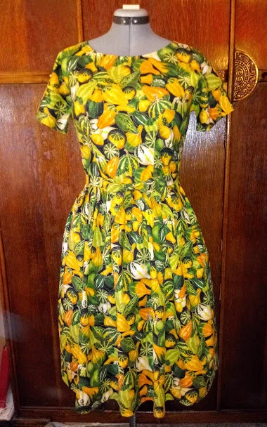 1950s Style Scoop Neck V Back Circle Full Skirt Dress with Cummerbund Belt Custom Made in Your Size From a Vintage Pattern 1959