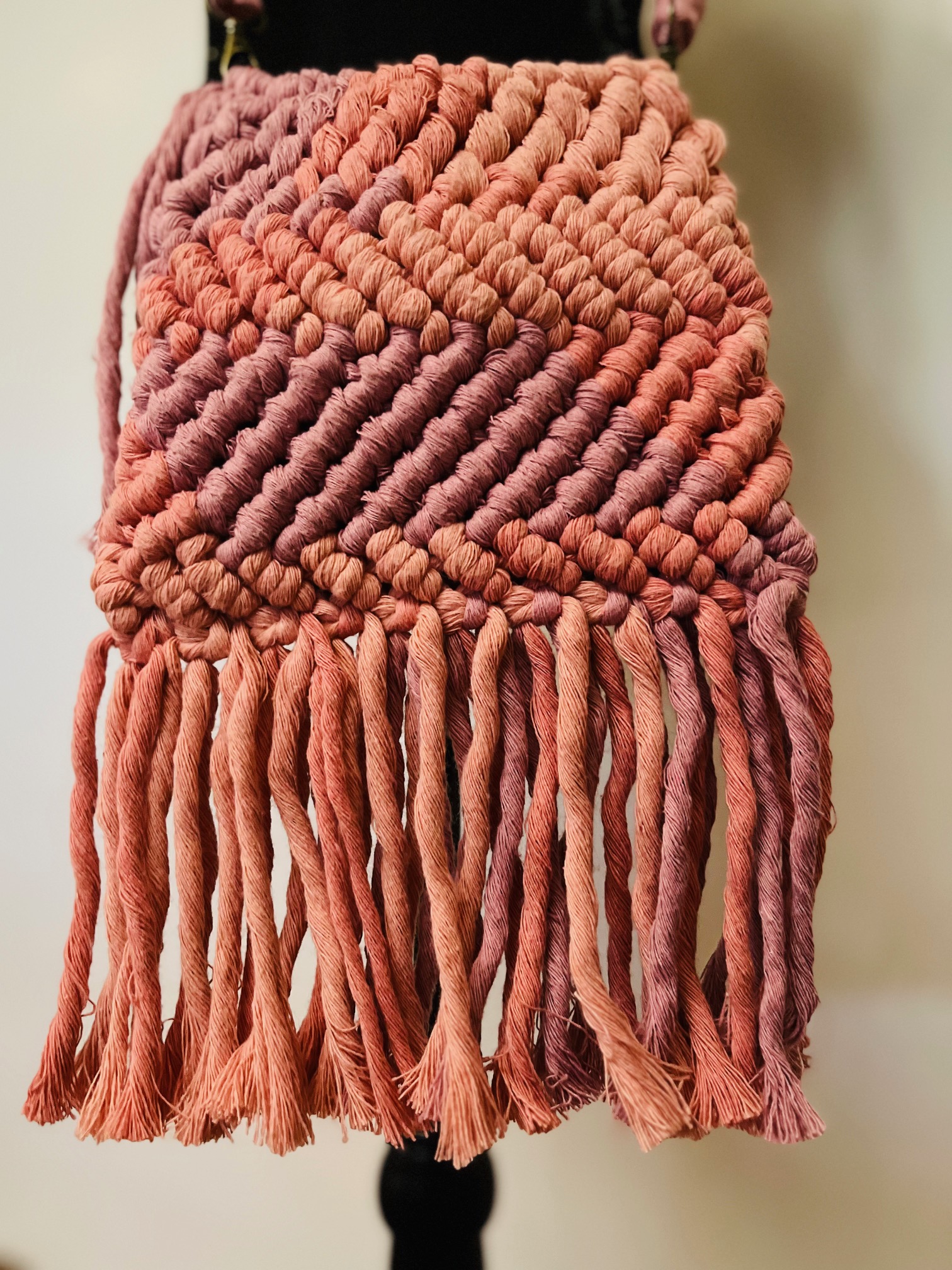 Rosy Tassel Bag