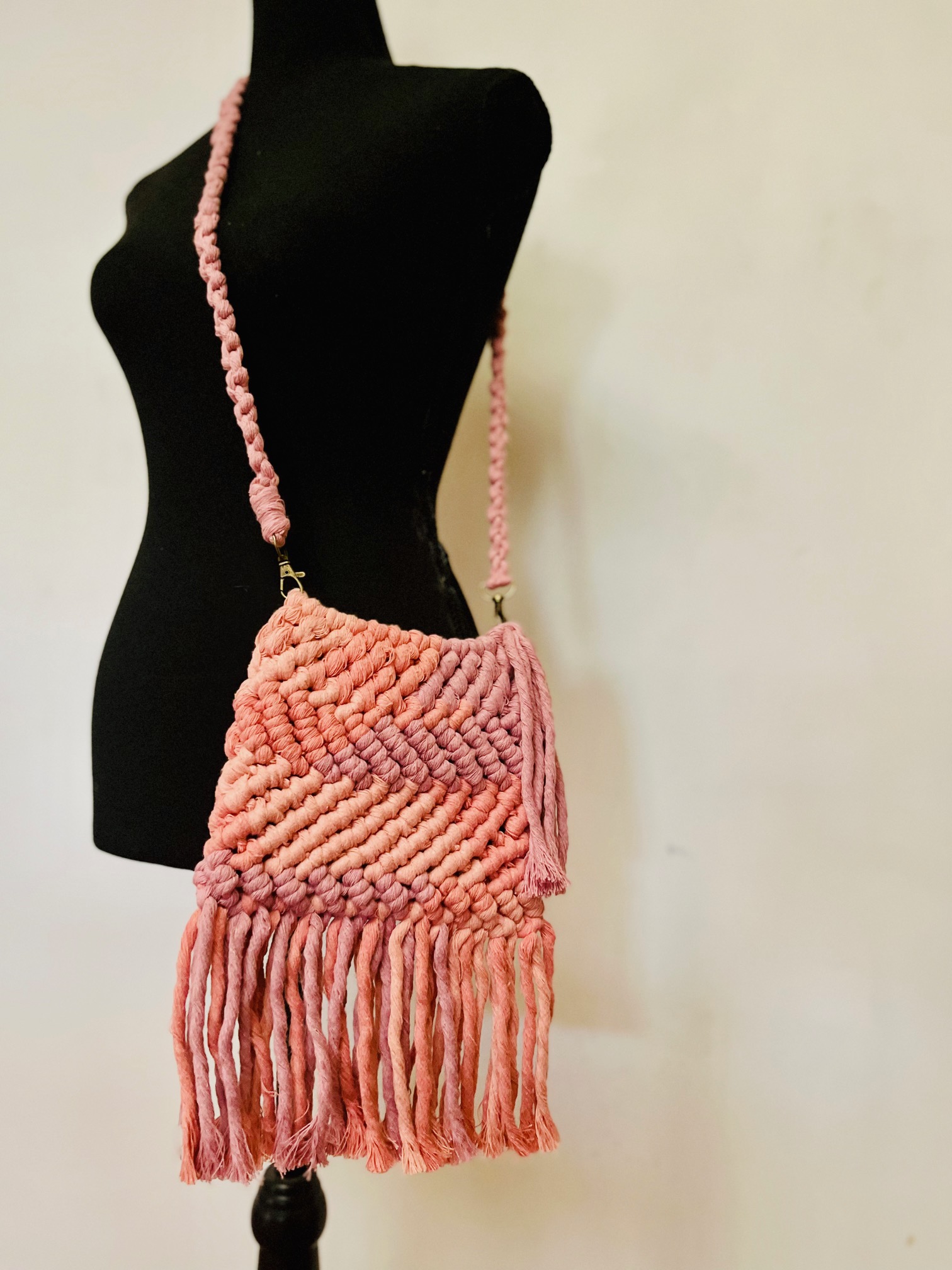 Rosy Tassel Bag