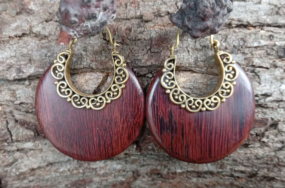 Corazon hoops
