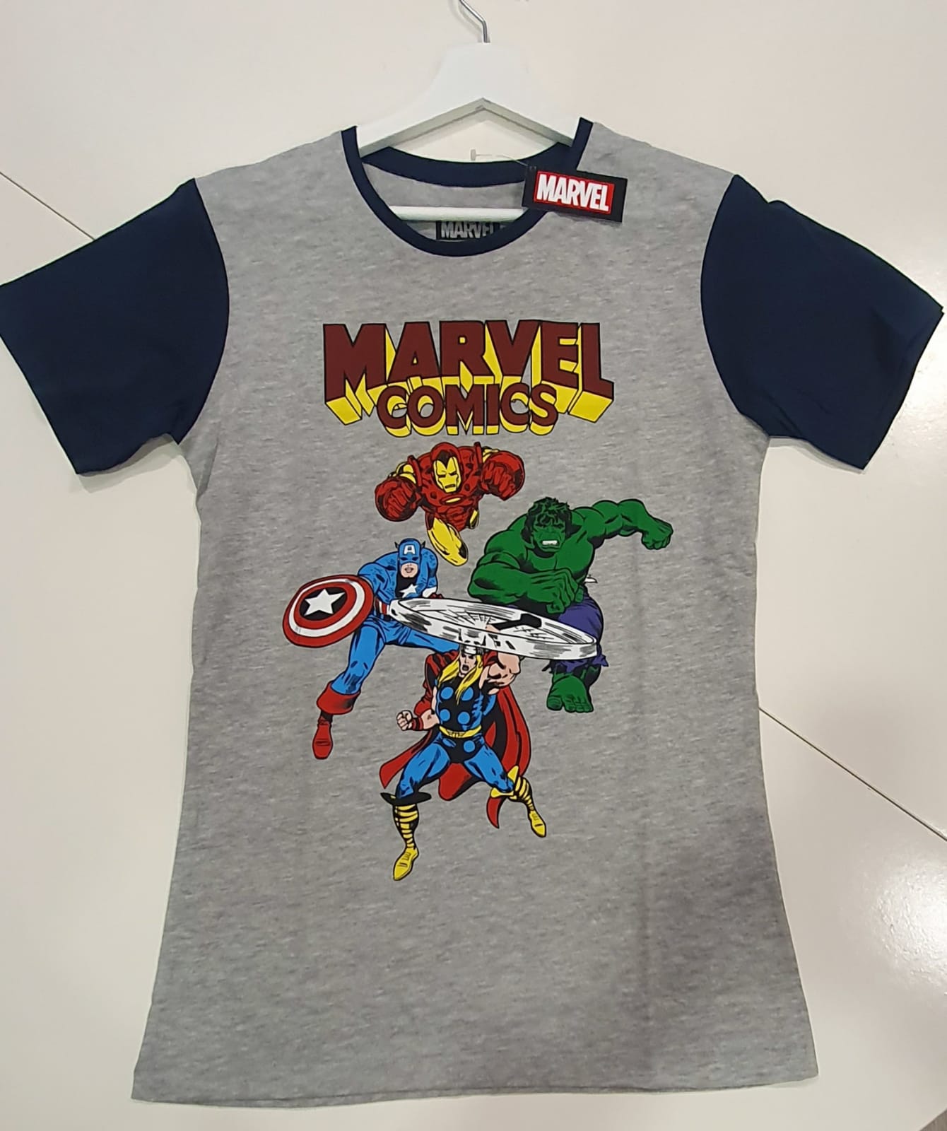 Camiseta MARVEL