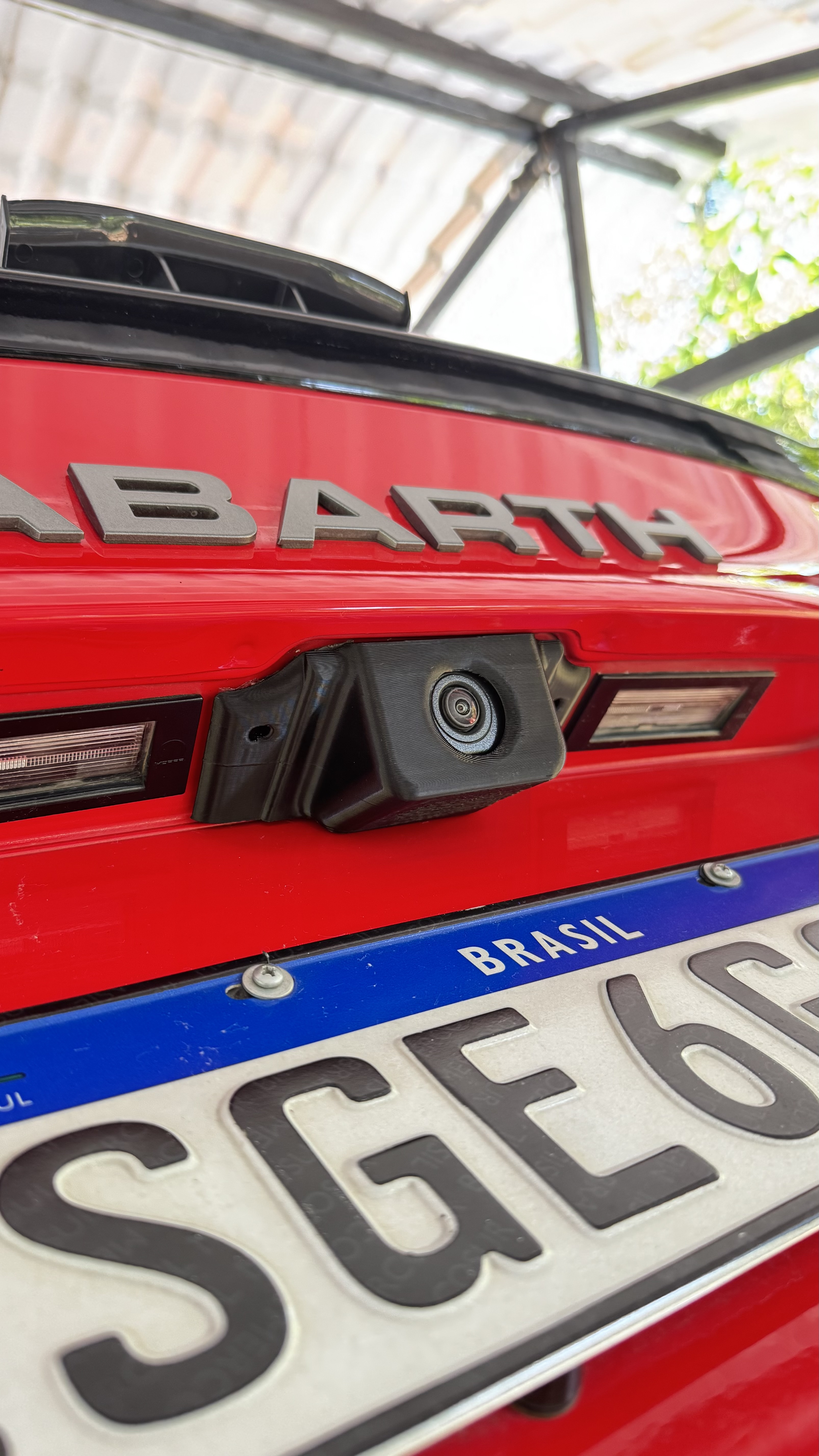 Capa proteção anti vandalismo Câmera Traseira Fiat FastBack