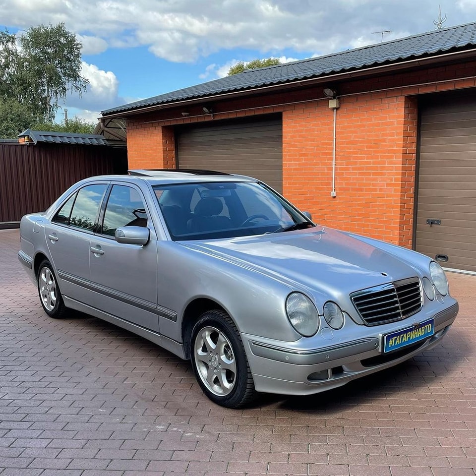 Mercedes E240 2002