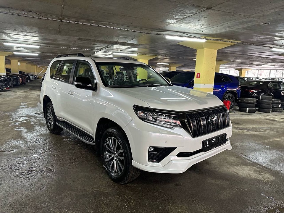 TOYOTA PRADO SUV 2022