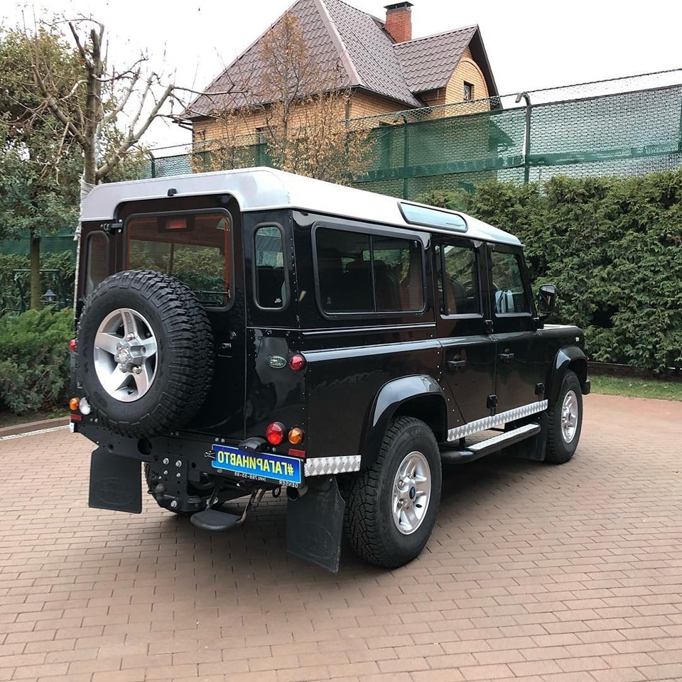 Land Rover Defender 2013