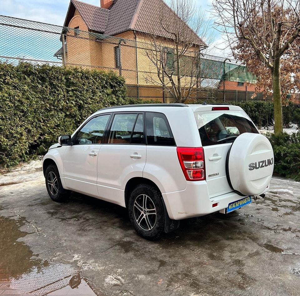 Suzuki Grand Vitara 2.0L 2011