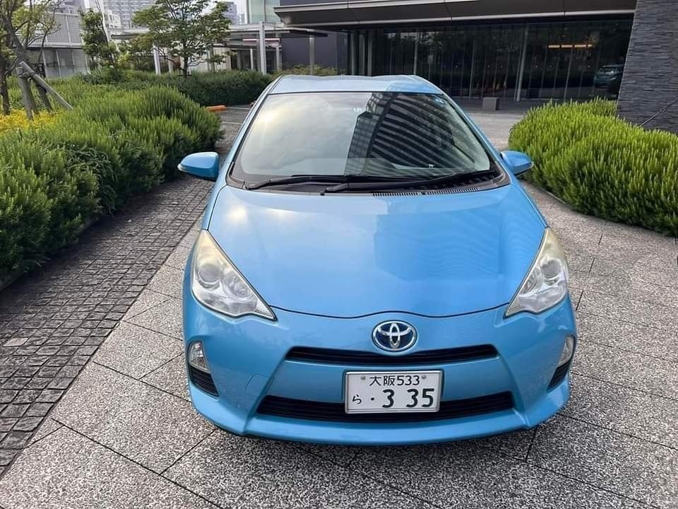 TOYOTA Aqua 2012 Hybrid 