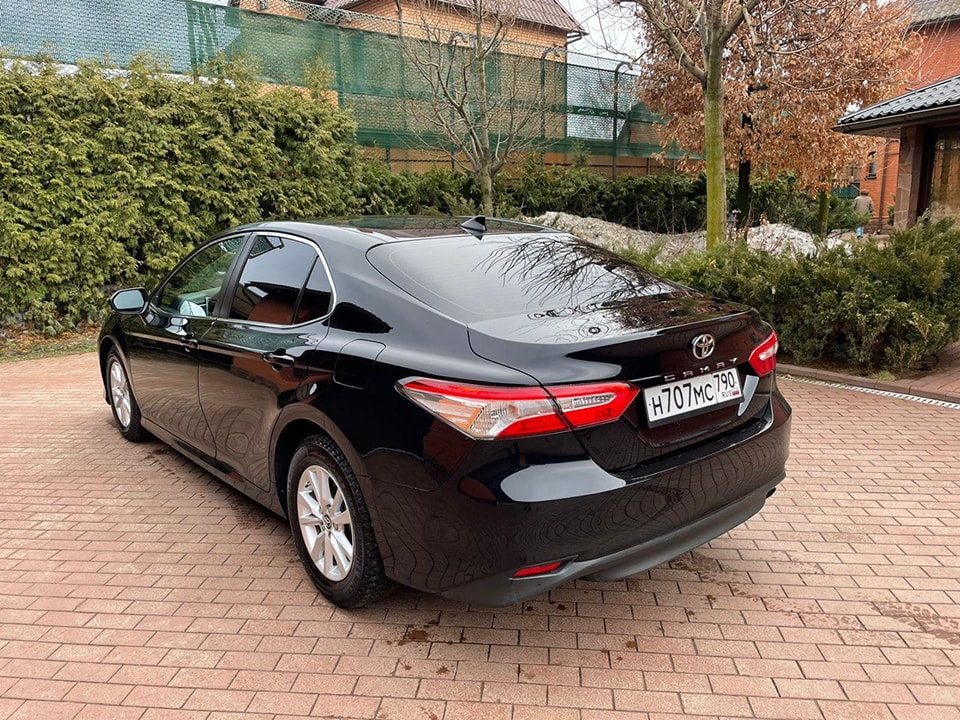 Toyota Camry 2.5 2019 Hybrid 