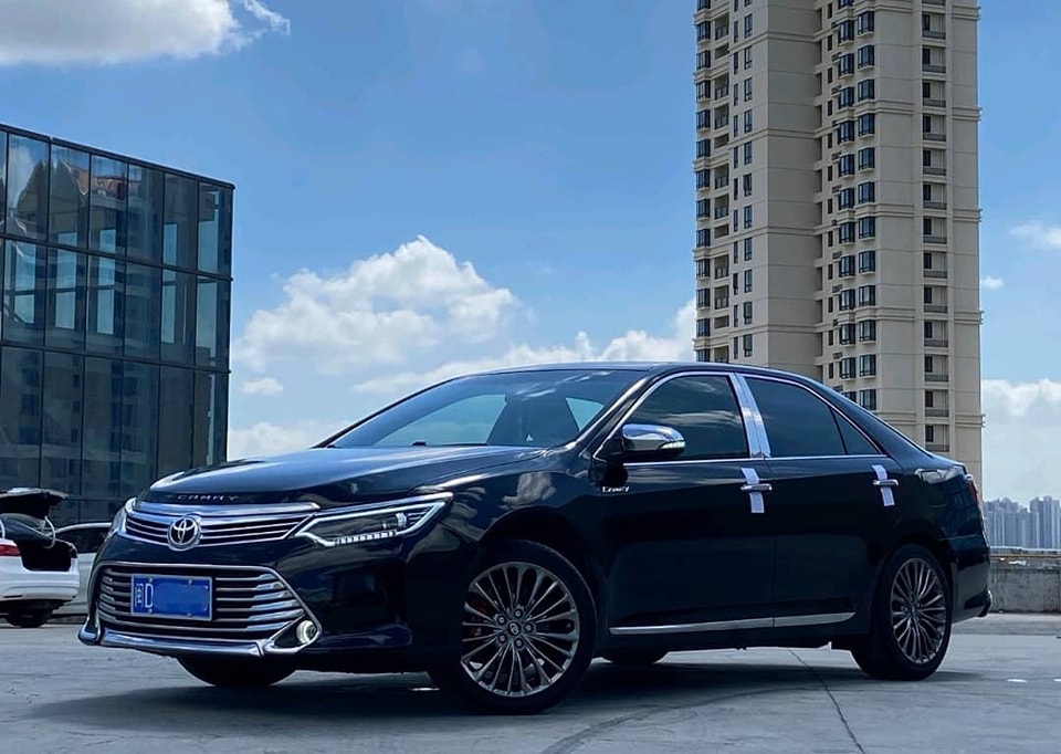 TOTYOTA CAMRY 2,5L HYBRID 2013