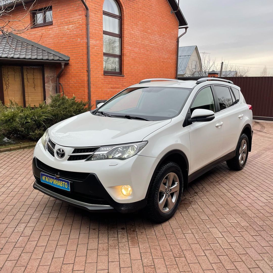 Toyota Rav4 2,5L  2015