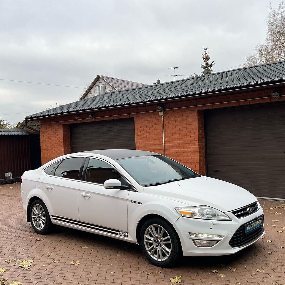 Ford mondeo 2,3L 2012