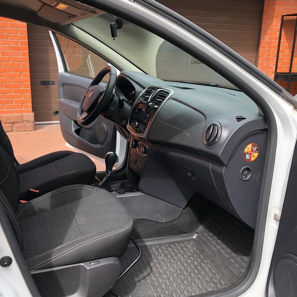 Sandero 1.6 102I engine 2017