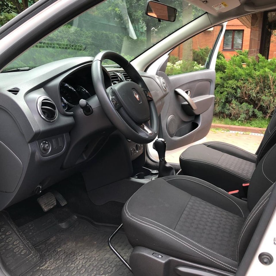 Sandero 1.6 102I engine 2017