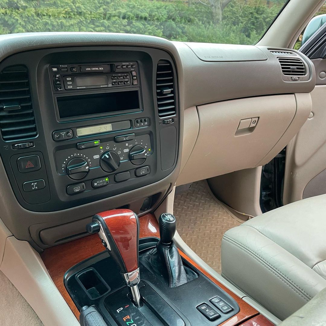 Toyota Land Cruiser T100 VX  3.5L   650Nm 2001 