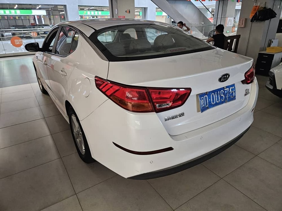 KIA K5  2.0L 2016