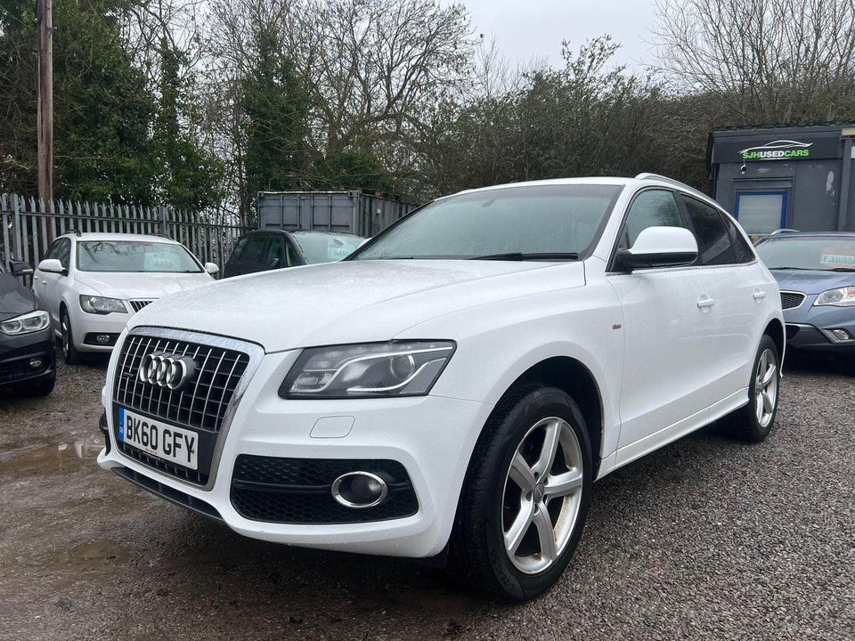 Audi Q5 2.0 TDI DPF quattro Manual, 2011 6-speed