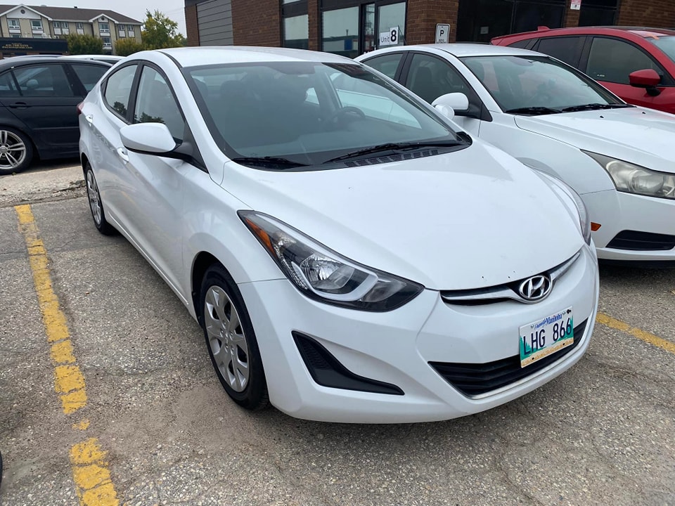 Hyundai Elantra 1.8L front wheel drive Hybrid 2014
