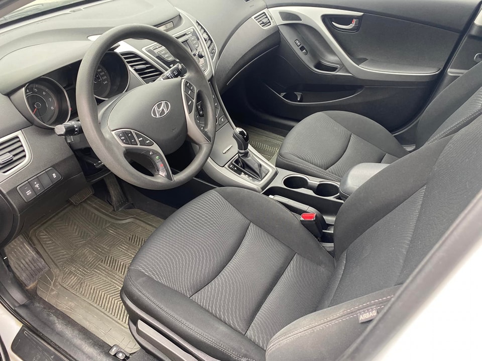 Hyundai Elantra 1.8L  front wheel drive Hybrid 2014