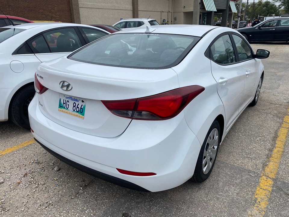 Hyundai Elantra 1.8L  front wheel drive Hybrid 2014