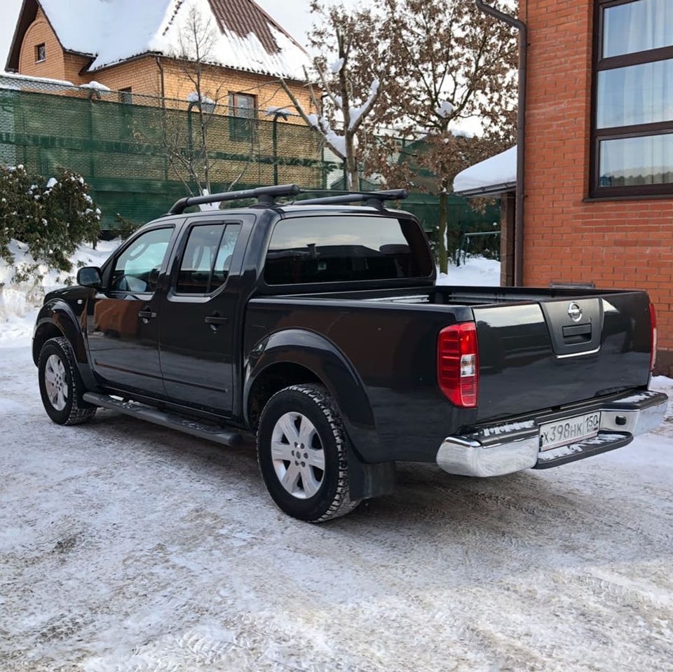 Nissan Navara Dual Cab ; ST-X (4X4) ·  Specs: 4.0L 2007. 
