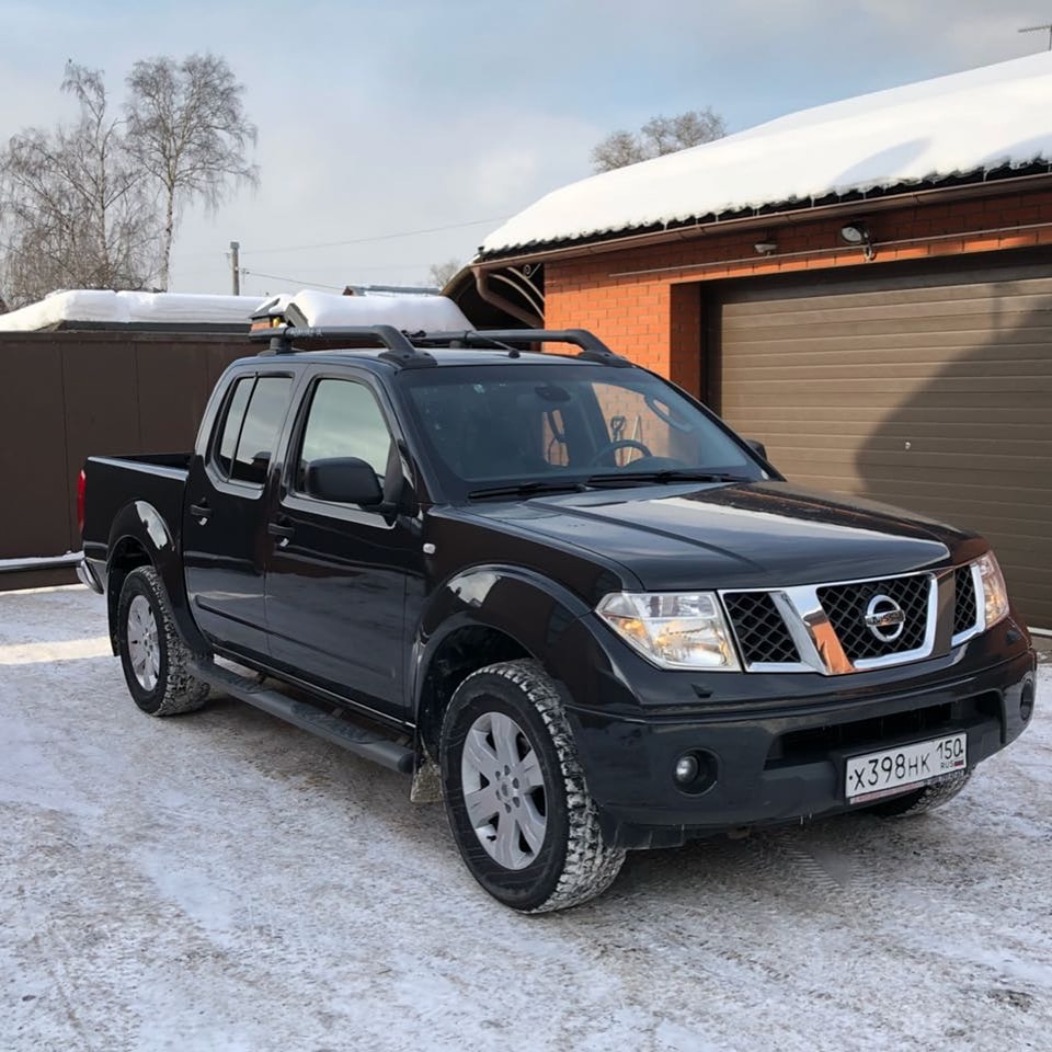 Nissan Navara Dual Cab ; ST-X (4X4) ·  Specs: 4.0L 2007. 