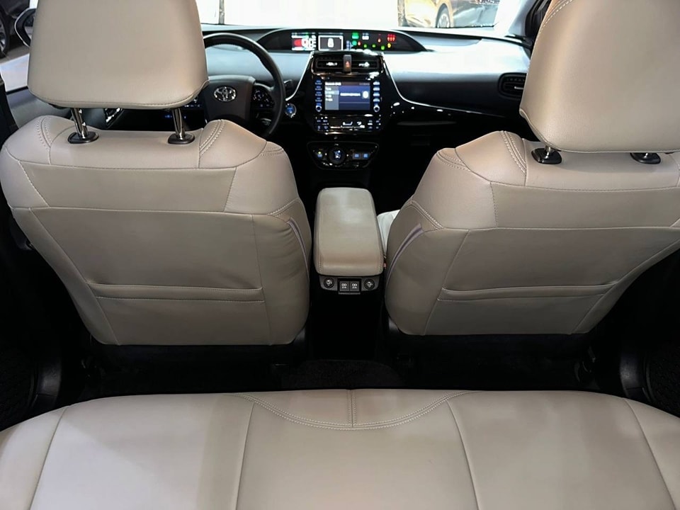 TOYOTA PRIUS 4th Generation 2020