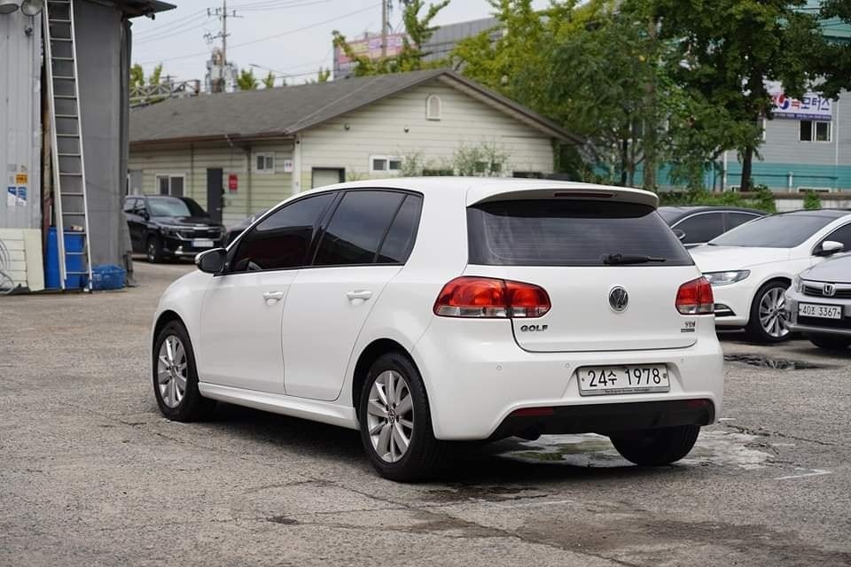 Volkswagen GOLF 6 2.0TDI HIGHLINE FULL OPTION  LHD 2012