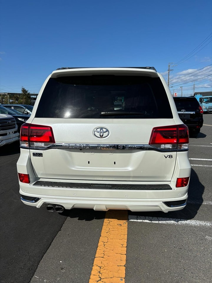 Toyota Land Cruiser RHD Korea 4WD 5.7L 2021