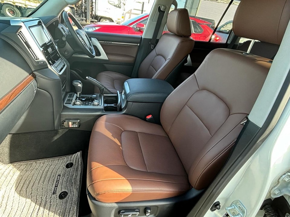 Toyota Land Cruiser RHD Korea 4WD 5.7L 2021