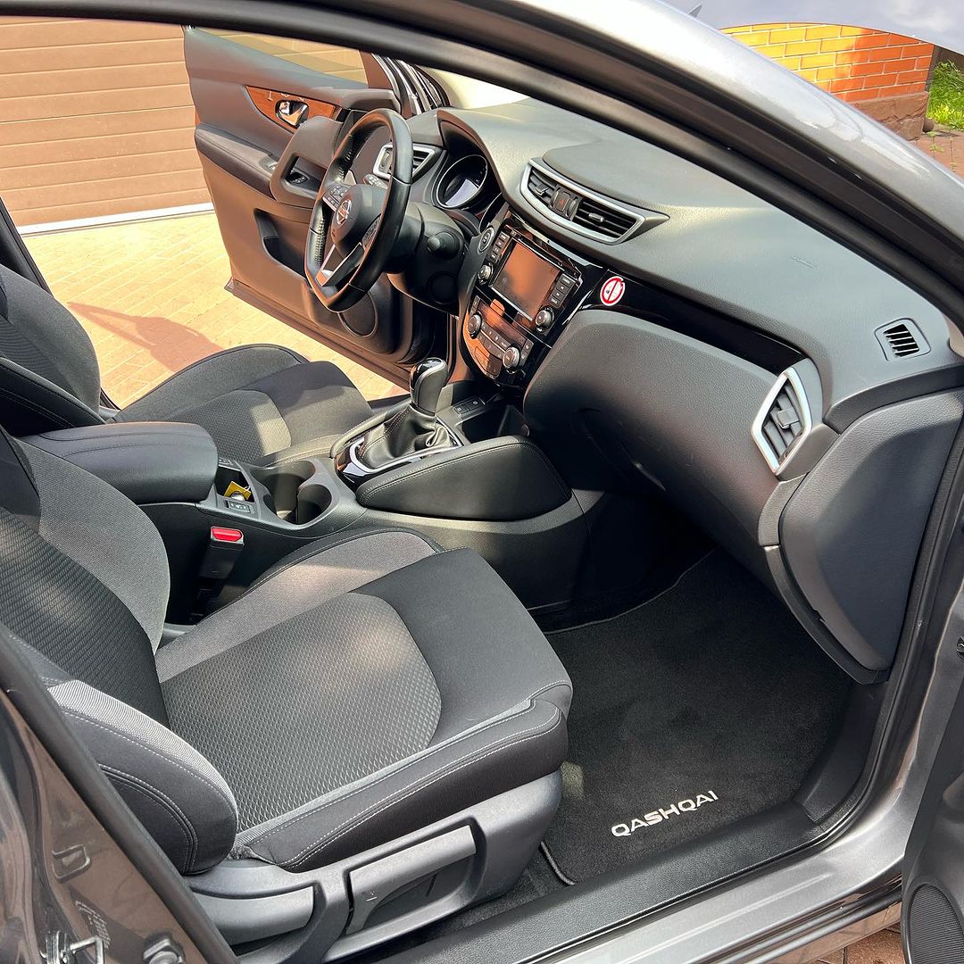 Nissan Qashqai LHD 2.0L 4CYL AWD CVT Hybrid 141HP 2020