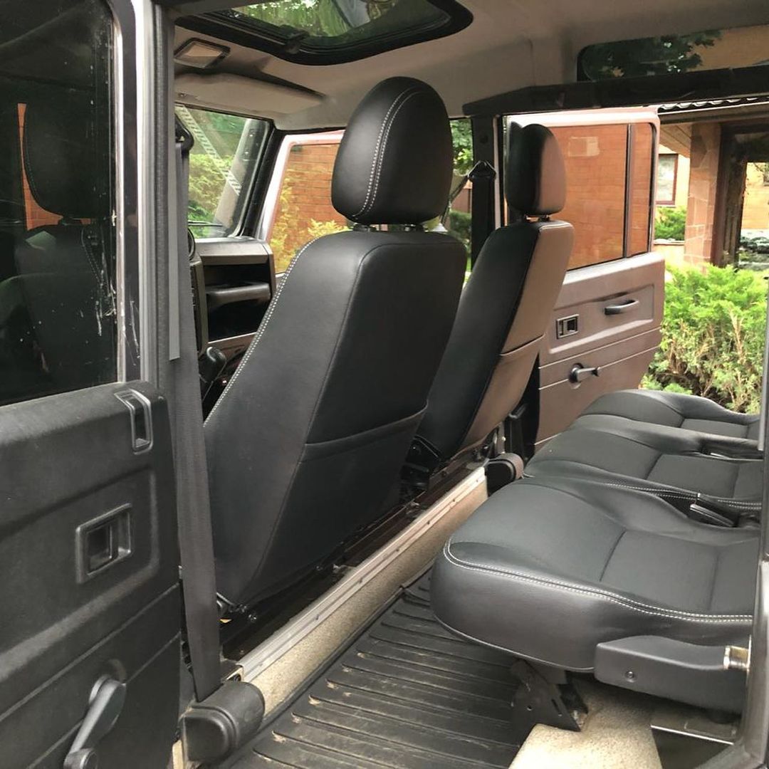 Land Rover Defender LHD 2.2L Diese V6  122HP 2013