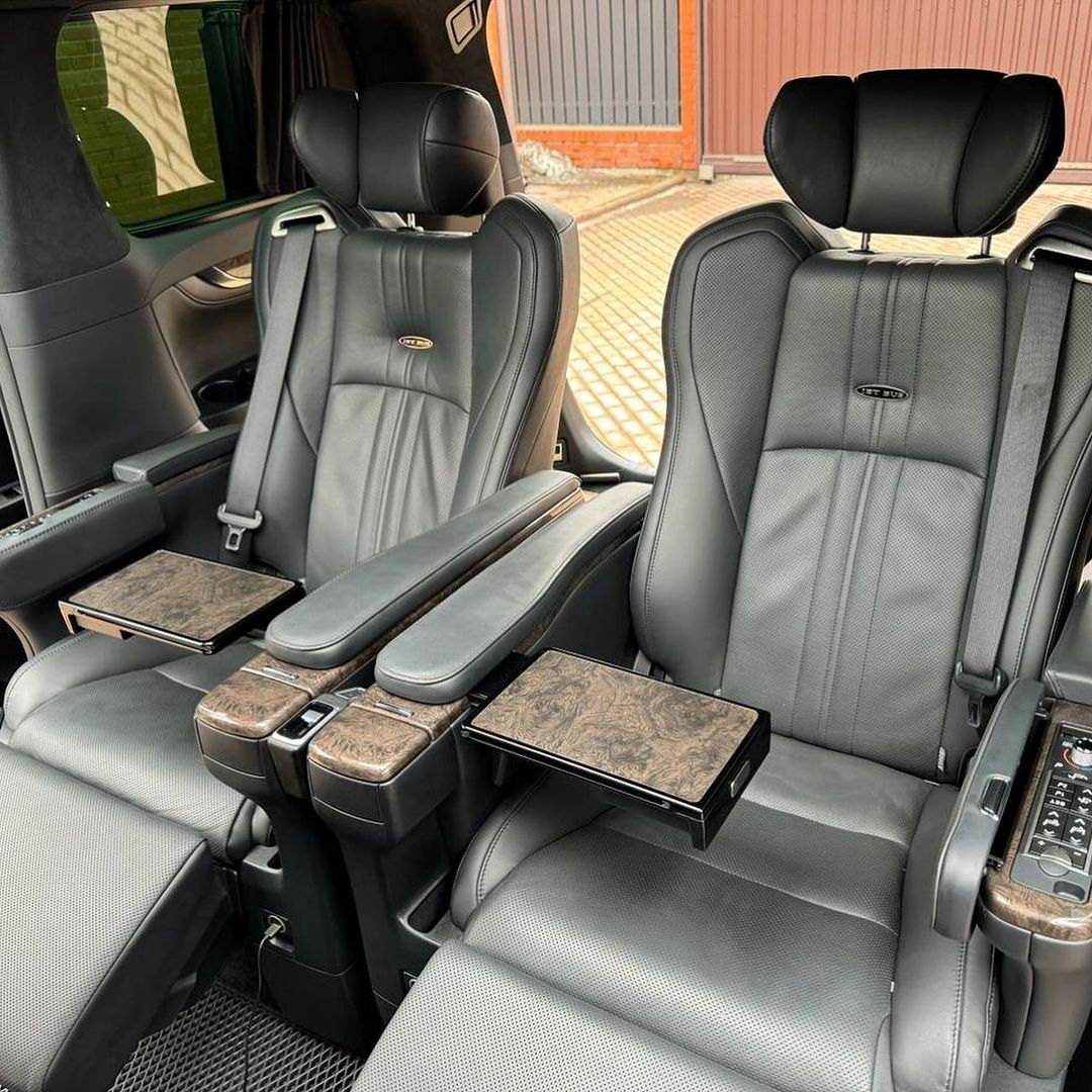 Toyota Alphard  Diesel Engine 2.5L Hybrid 2021