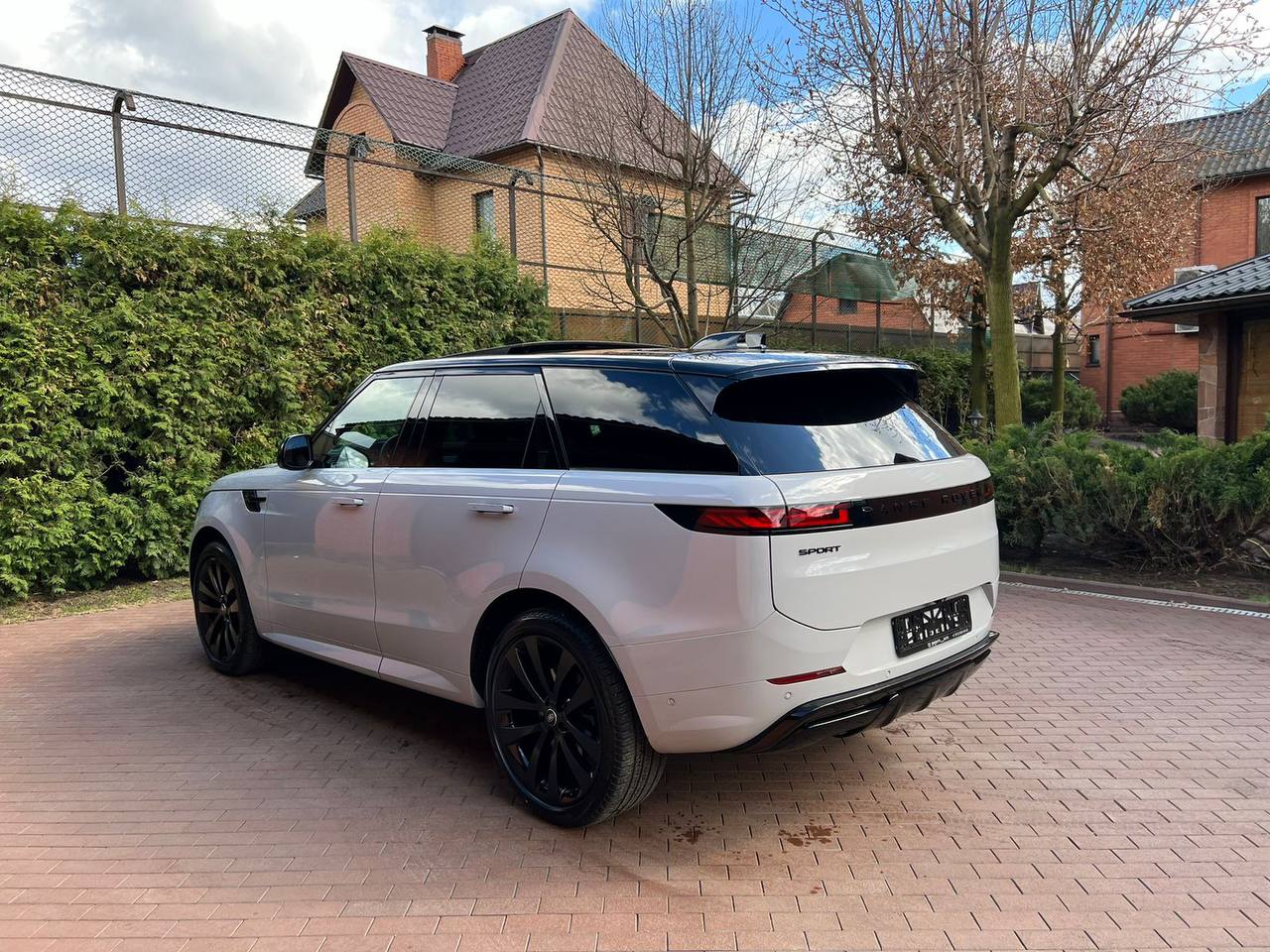 Reng Rover sport 2.2L 2024