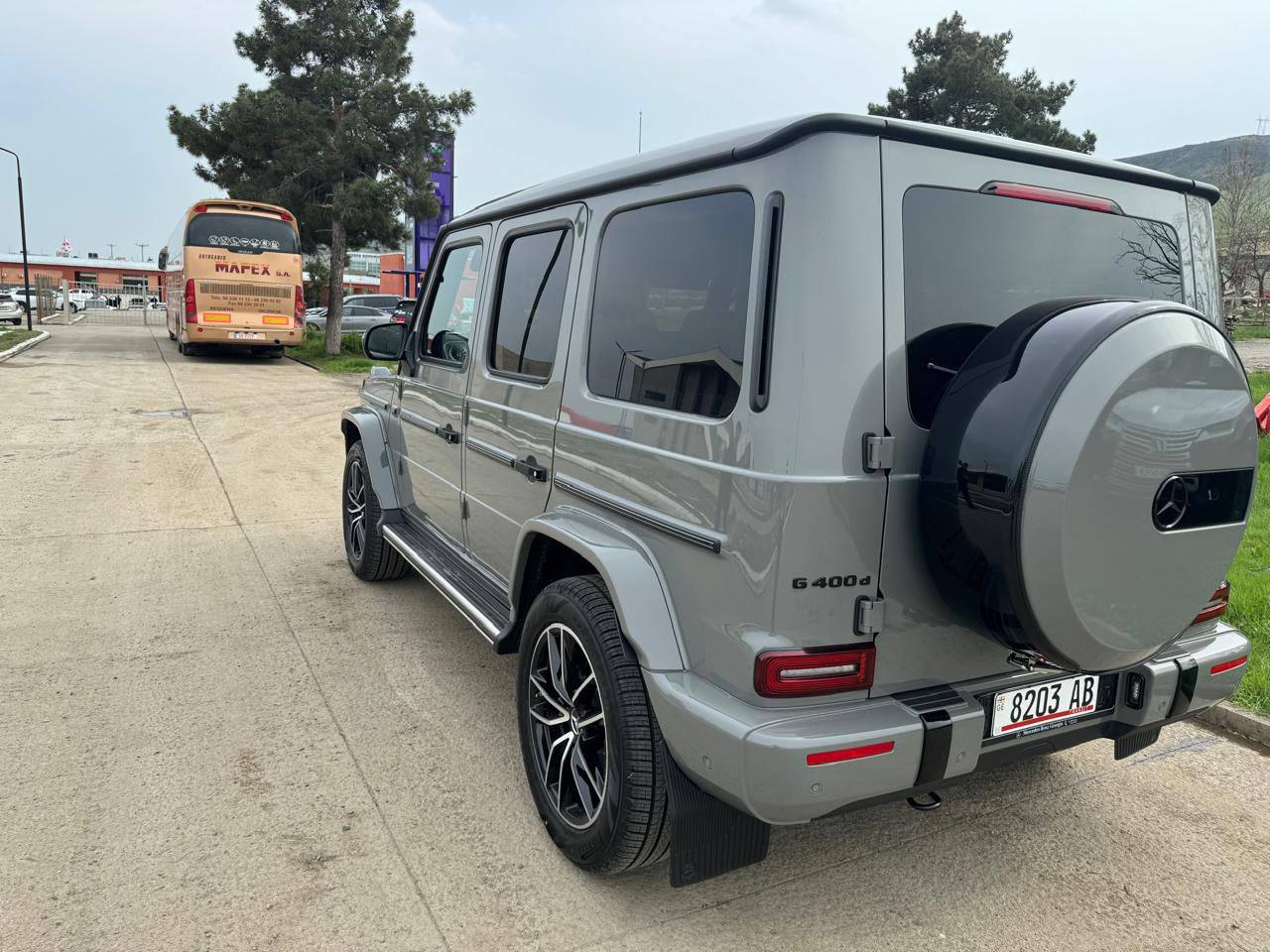 Mercedes G400 2024 is a luxurious