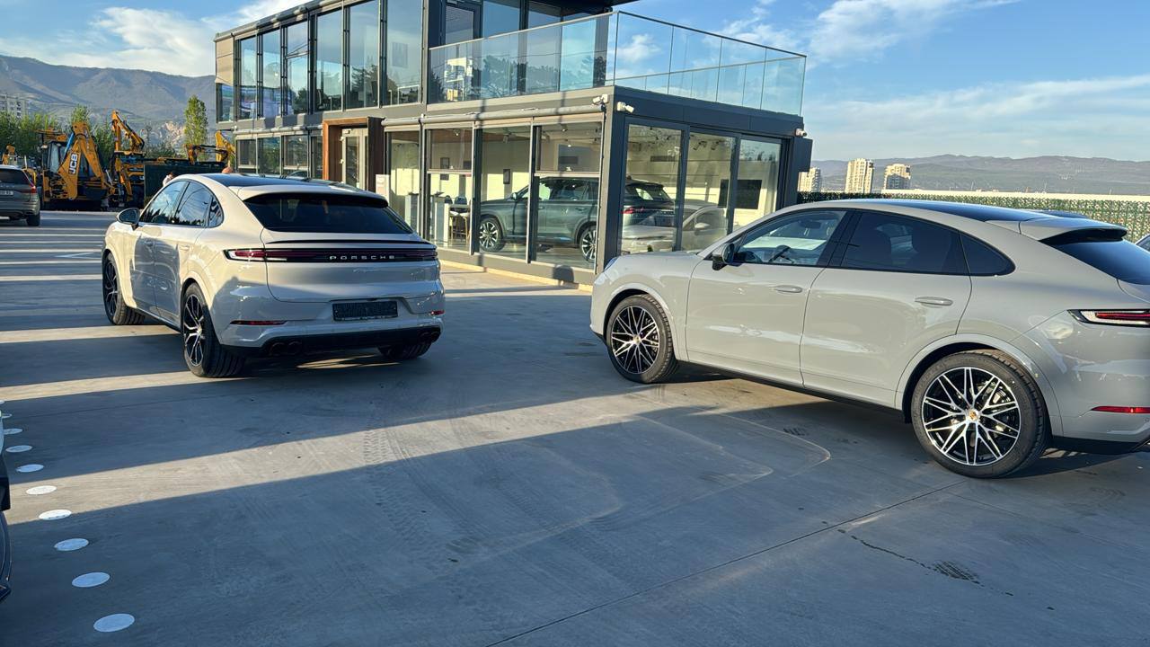 porsche European Cayenne