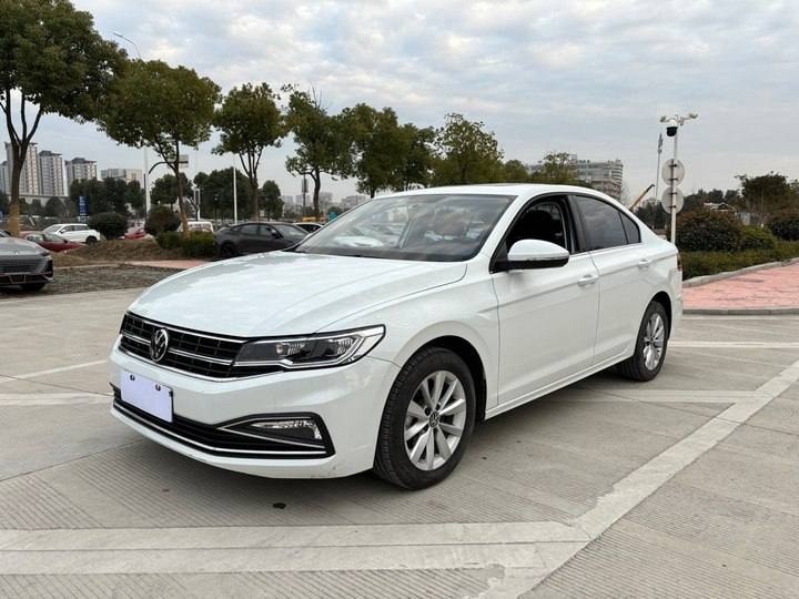 Volkswagen Bora Engine: 1.5 / 113 hp 2021