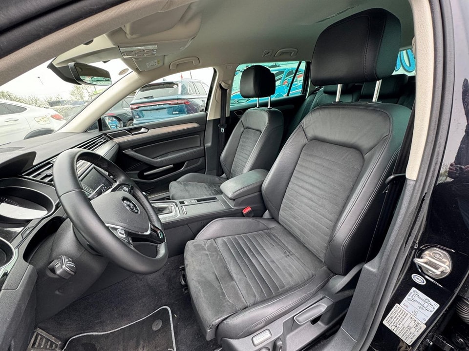 VOLKSWAGEN PASSAT :2017