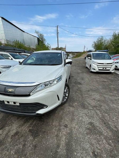 Toyota Harrier 2.0L  2019 