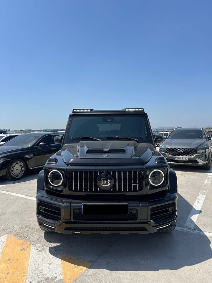G63 AMG (conversion pour Brabus) V8 de 4,0 L développant 585 ch 2020.