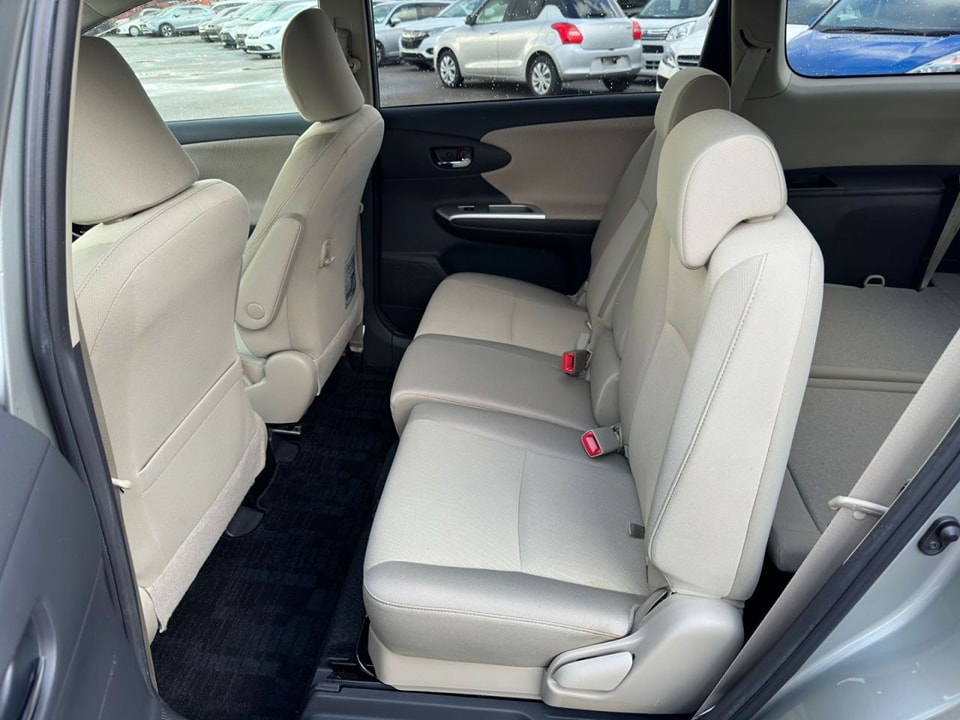 TOYOTA WISH Equipment 1.8S  Capacity 1800 cc 2009