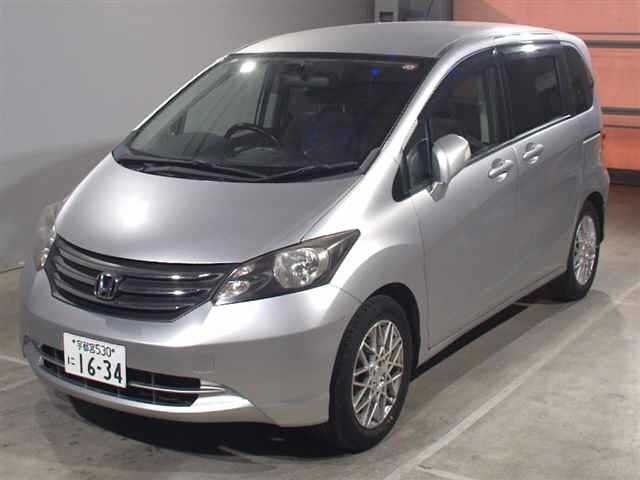 HONDA FREED 7 seat 2010