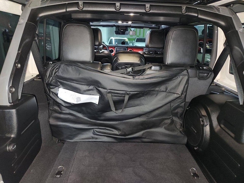 Jeep Wrangler Rubicon 4WD 2.0L 2020