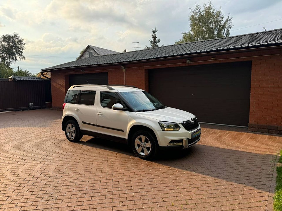 Skoda Yeti 1.6 on a regular automatic 2014